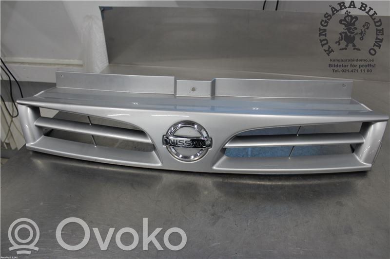 Nissan Primastar Etupuskurin alempi jäähdytinsäleikkö 