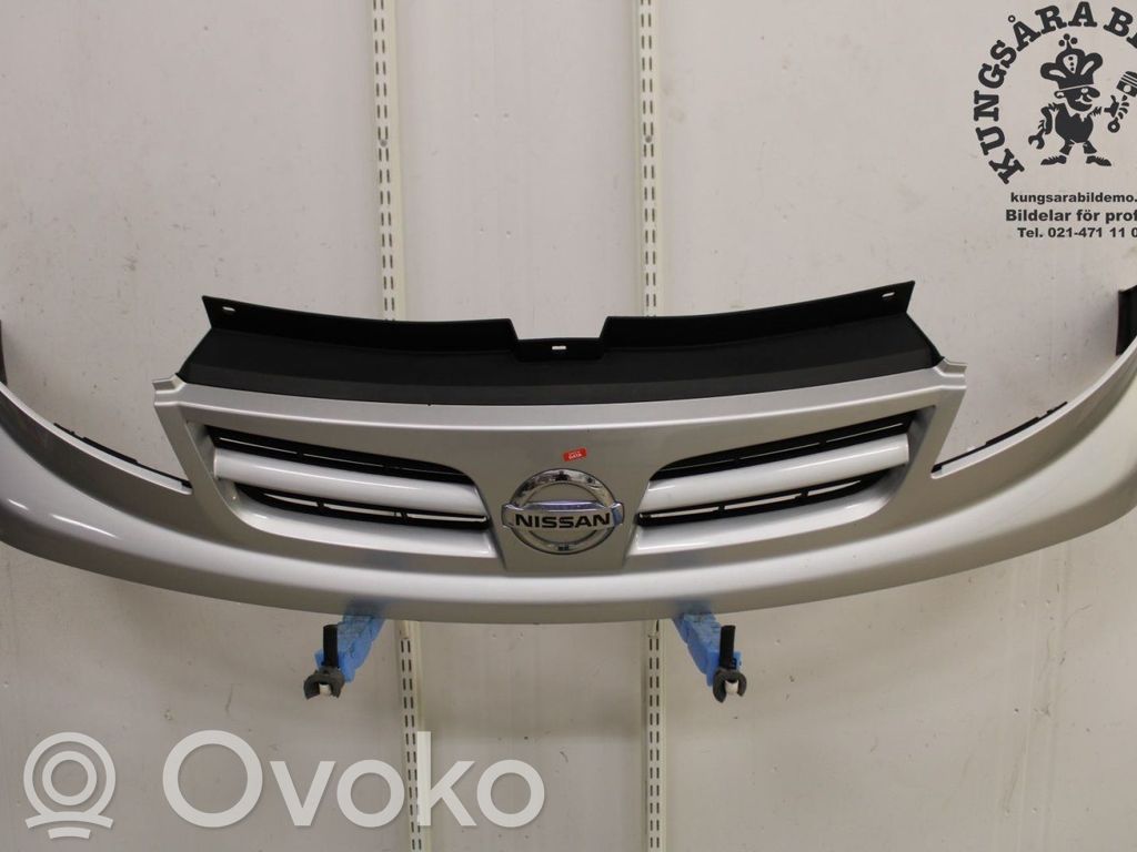 Nissan Primastar Etupuskurin alempi jäähdytinsäleikkö 