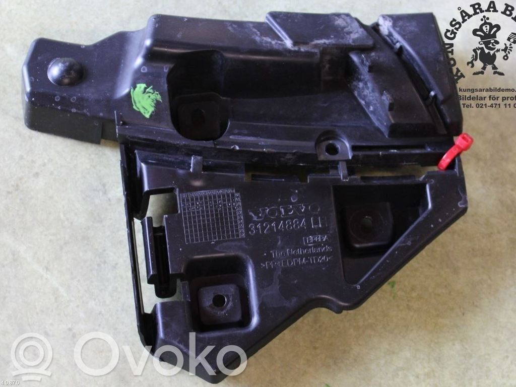 Volvo C30 Front bumper mounting bracket 