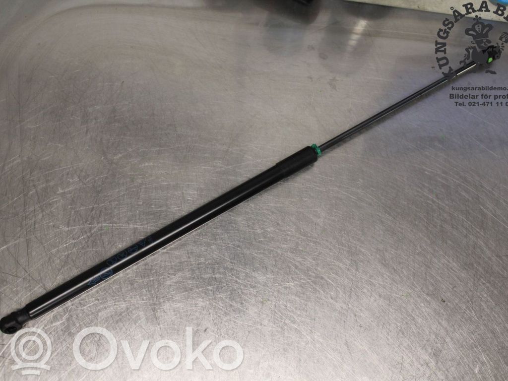 Ford Puma Tailgate strut 