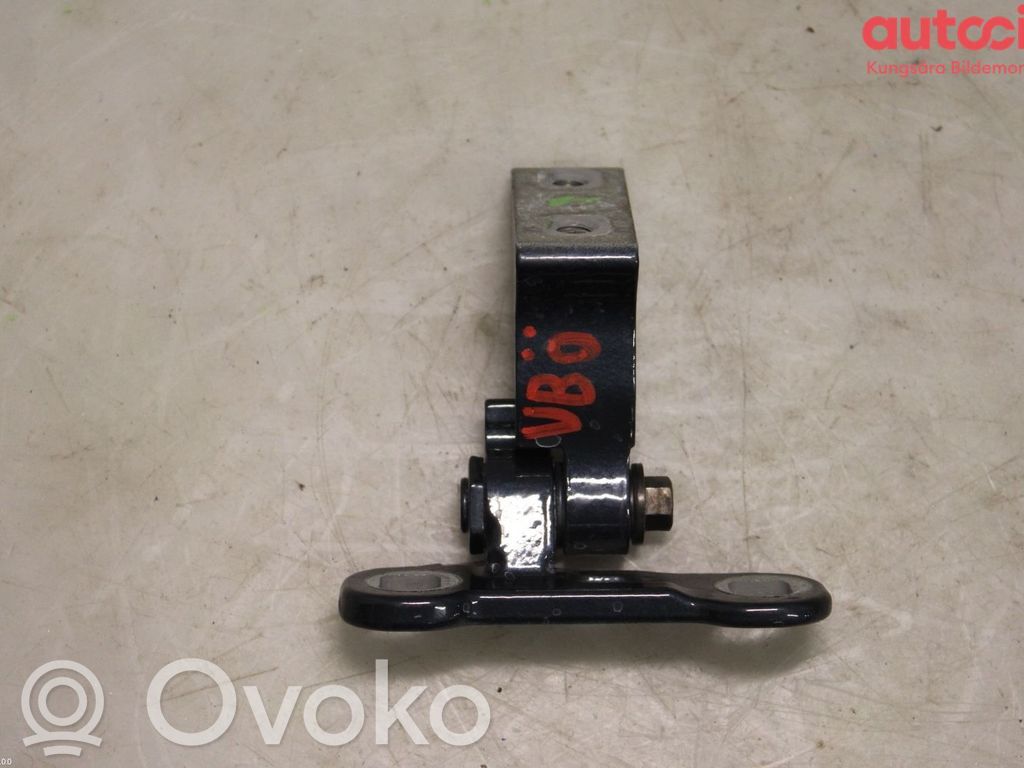 Volvo XC90 Rear door upper hinge 