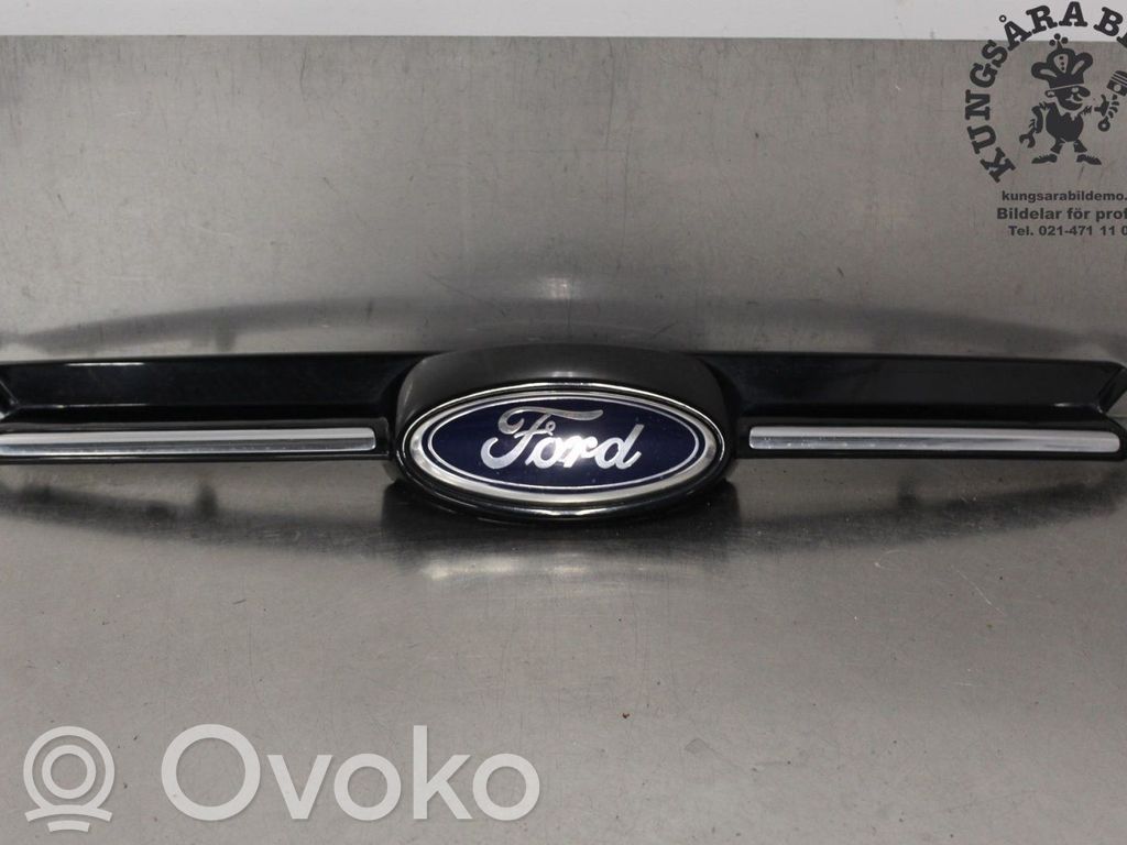 Ford Focus Front bumper lower grill 