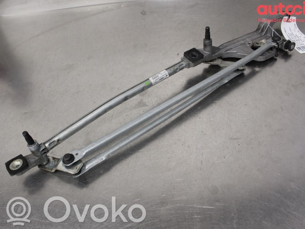 Ford Focus Front wiper linkage 