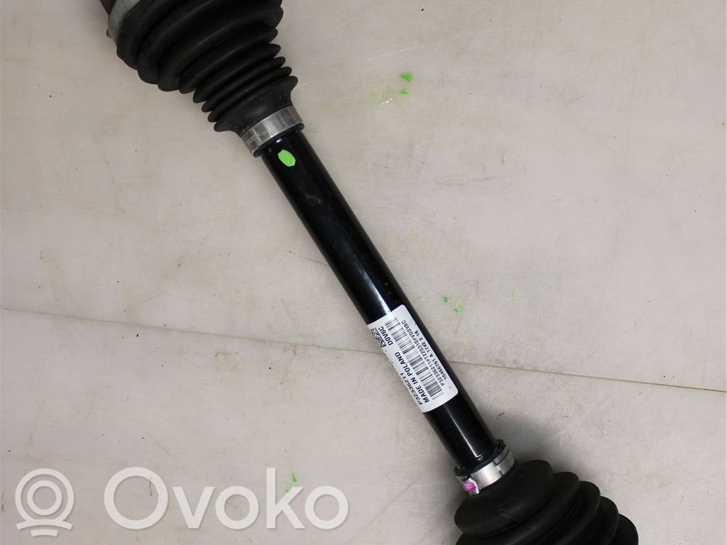 Volvo XC40 Półoś przednia 