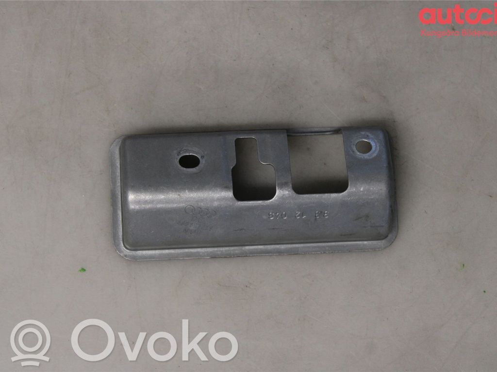Audi Q3 8U Uchwyt / Rączka zewnętrzna otwierania klapy tylnej / bagażnika 