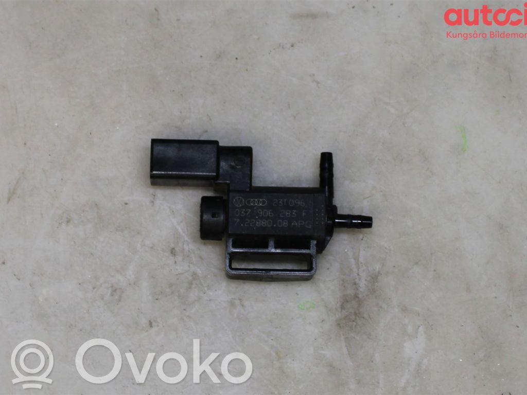 Volkswagen Touareg III Válvula de vacío 