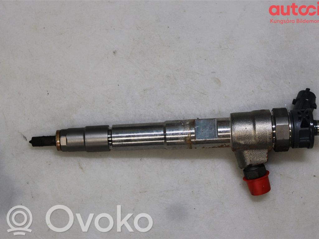 Inyector de combustible   FINNSEJIKATALOG,H8201636333,0445110800