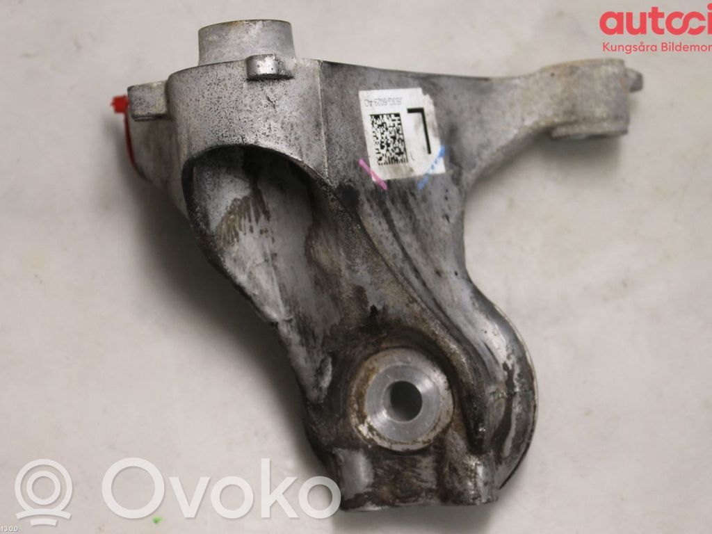 Engine mounting bracket   2355267,JB3G6029AC,JB3G6029AC