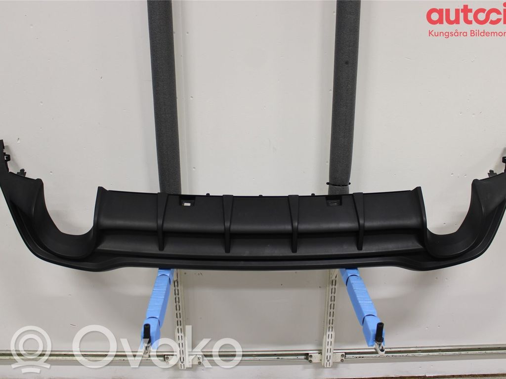 Volkswagen Golf VIII Rivestimento della parte inferiore del paraurti posteriore 