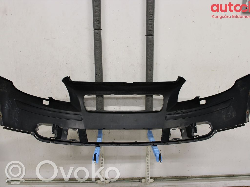 Volvo V50 Priekinis bamperis 