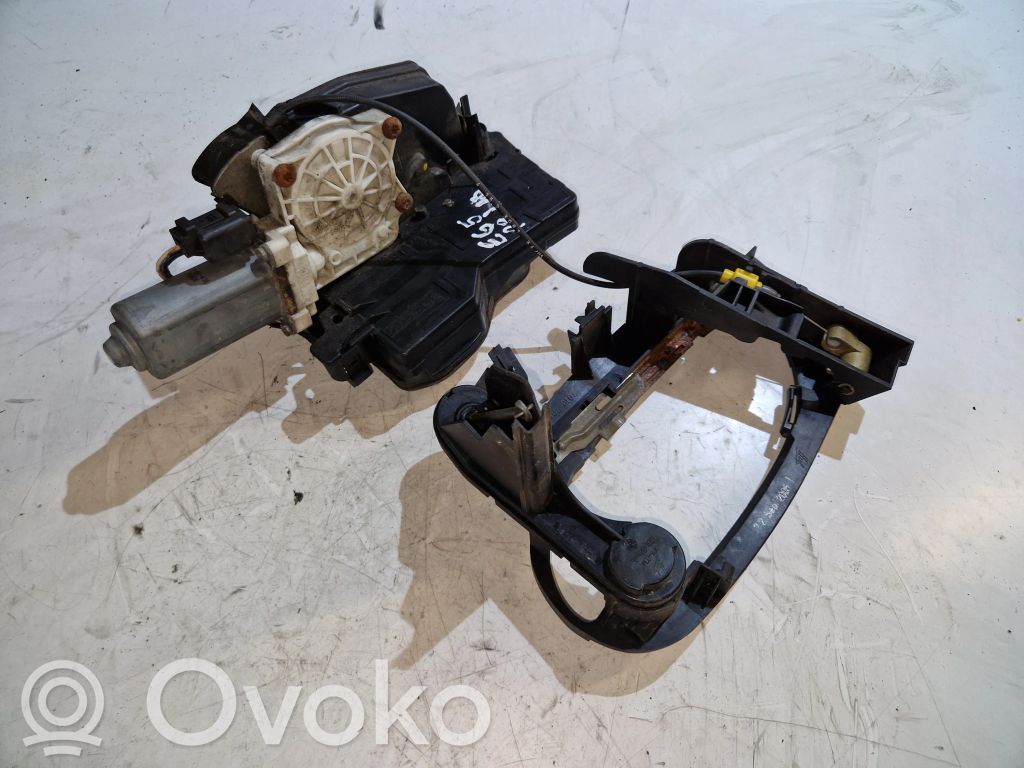 Serrure de porte avant   41023061002
