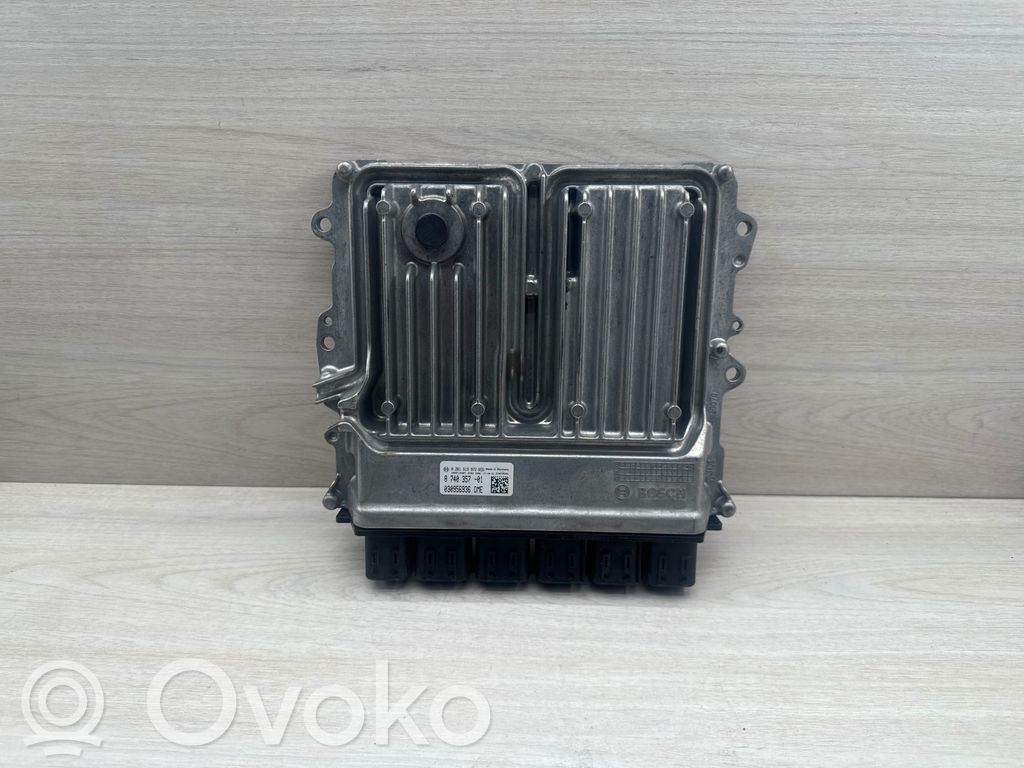 BMW 5 G30 G31 G38 Engine control unit/module 