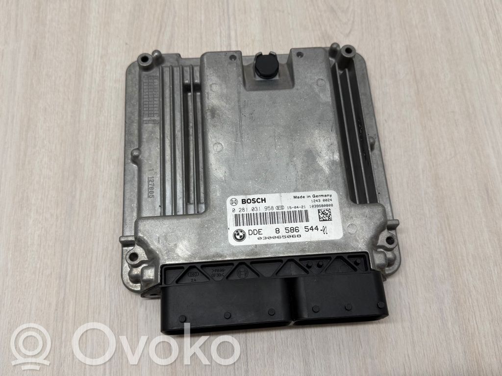 BMW X5 F15 Engine control unit/module 