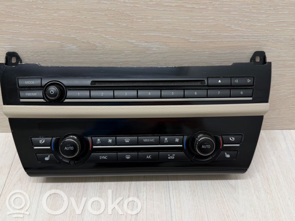 Panel klimatyzacji   9331838,0892779,0001873307,900256430017