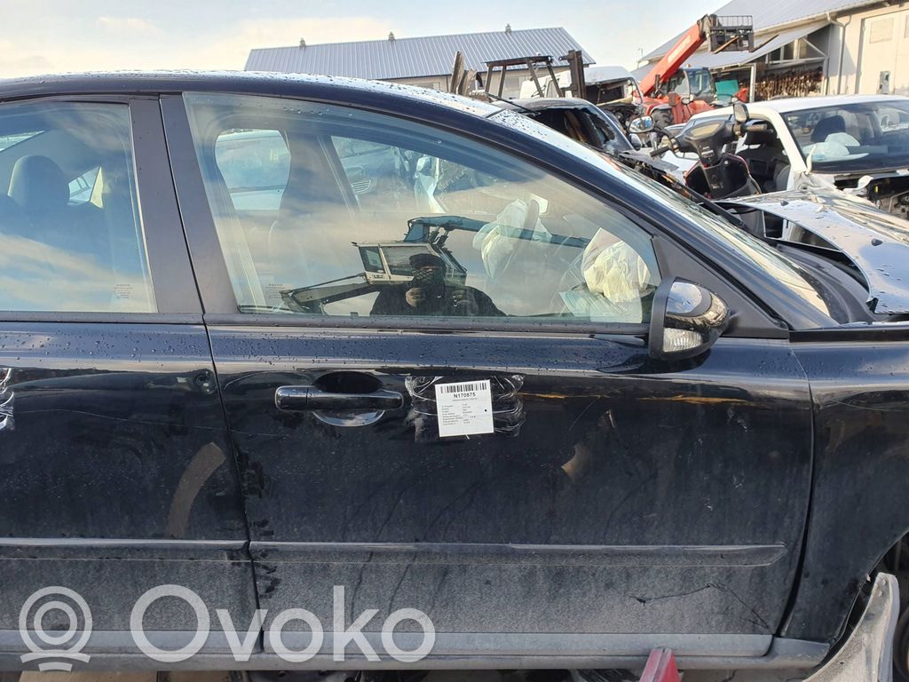 Volvo S40 Priekinės durys 