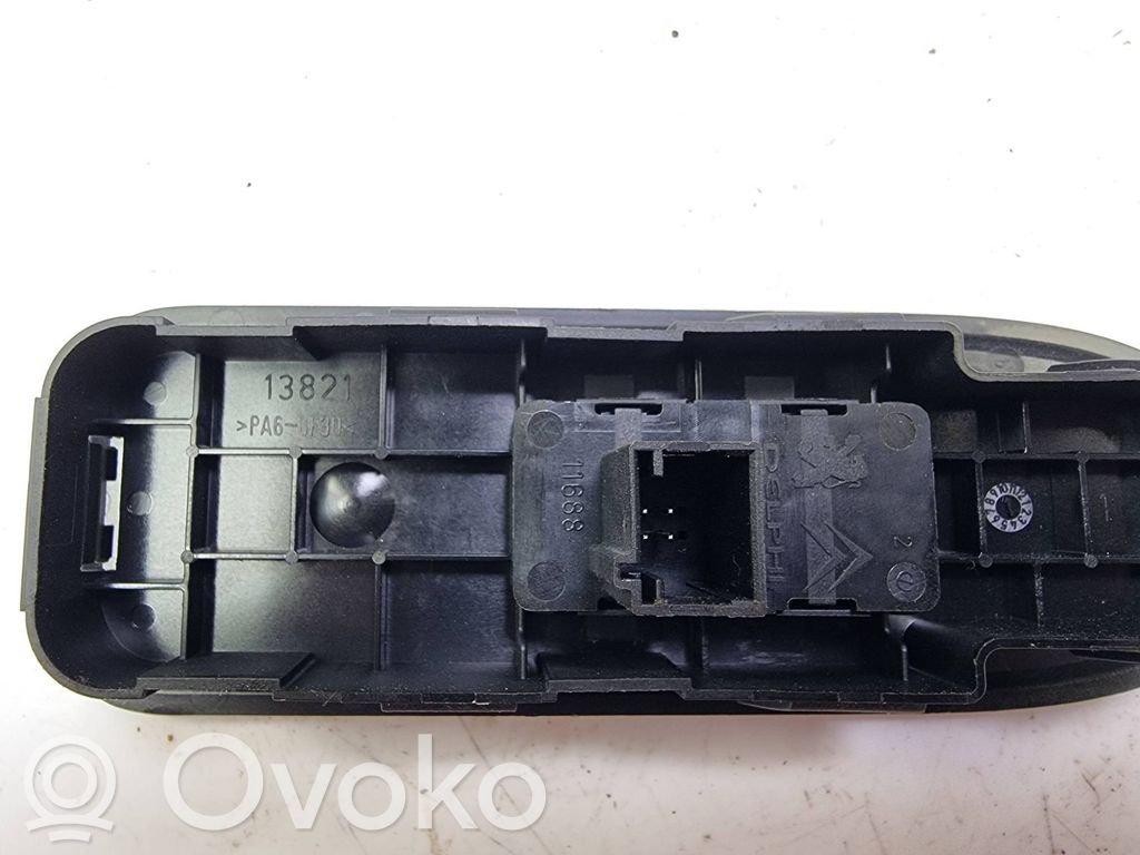 Peugeot 308 Other switches/knobs/shifts 