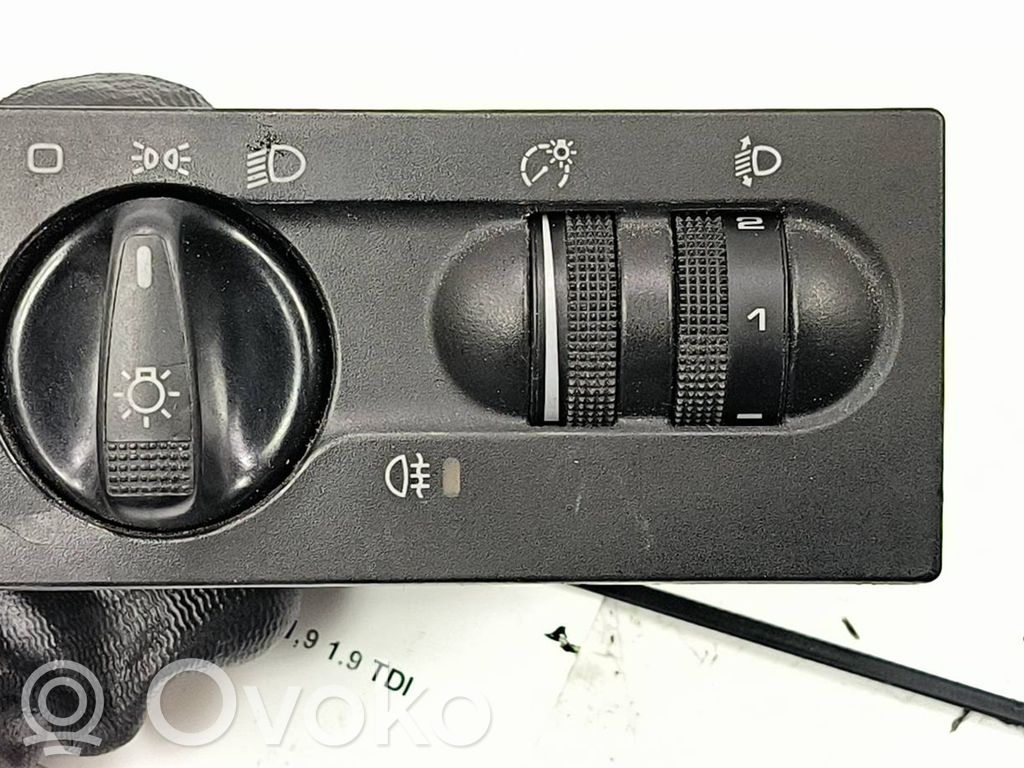 Light switch   1H6941531N