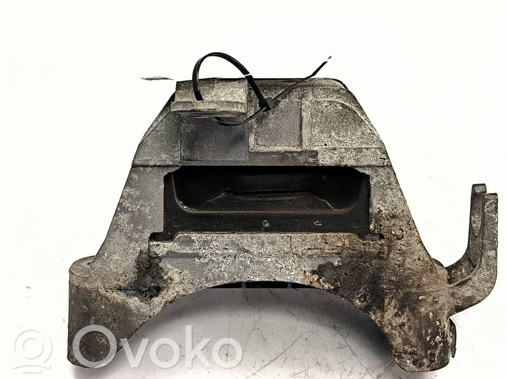 Opel Astra J Gearbox mounting bracket 