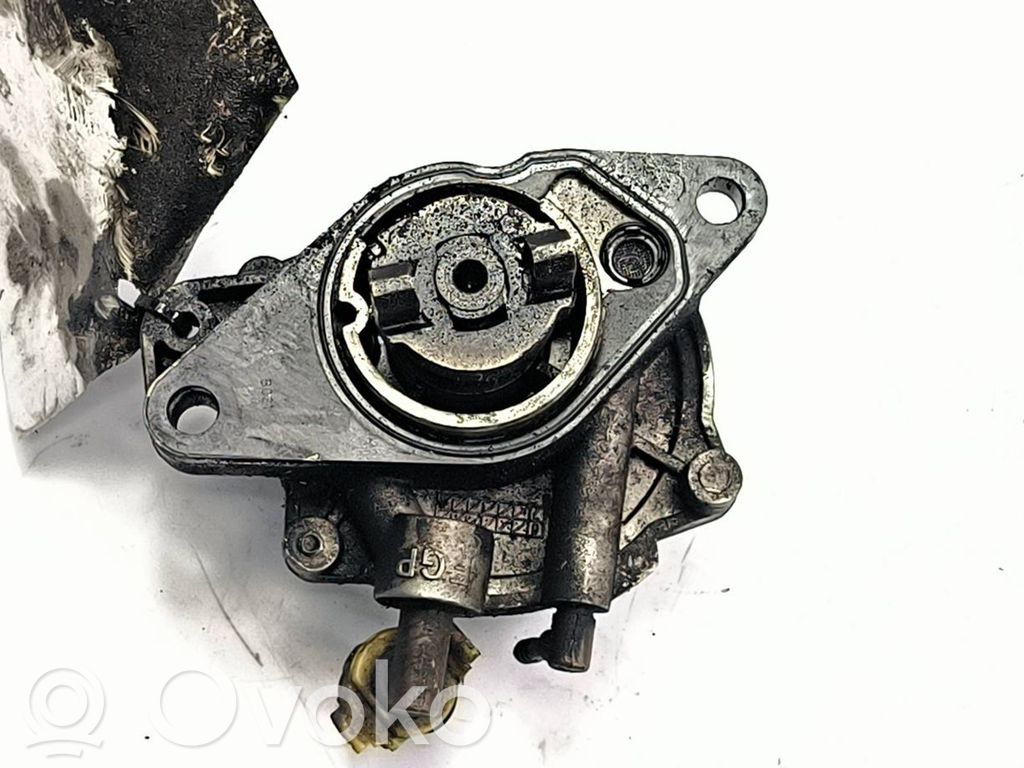 Vacuum pump