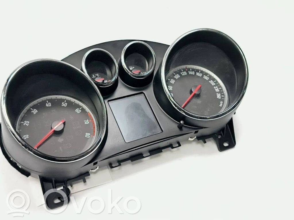 Opel Astra J Speedometer (instrument cluster) 