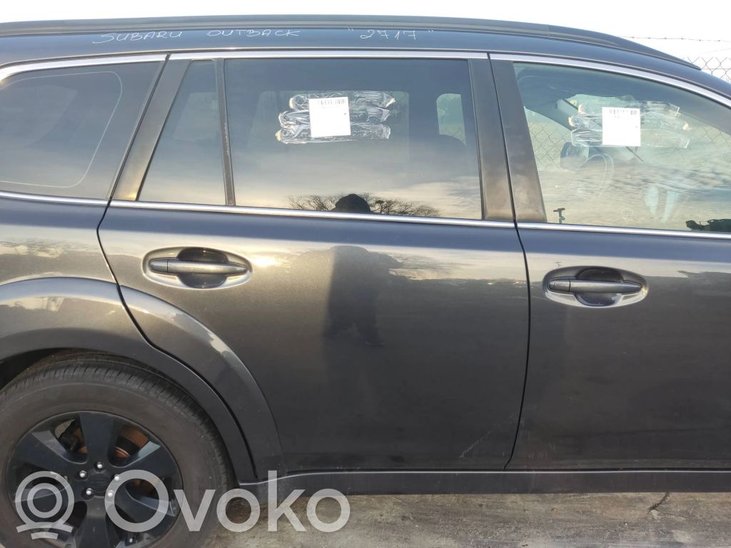 Subaru Outback Aizmugurējās durvis 