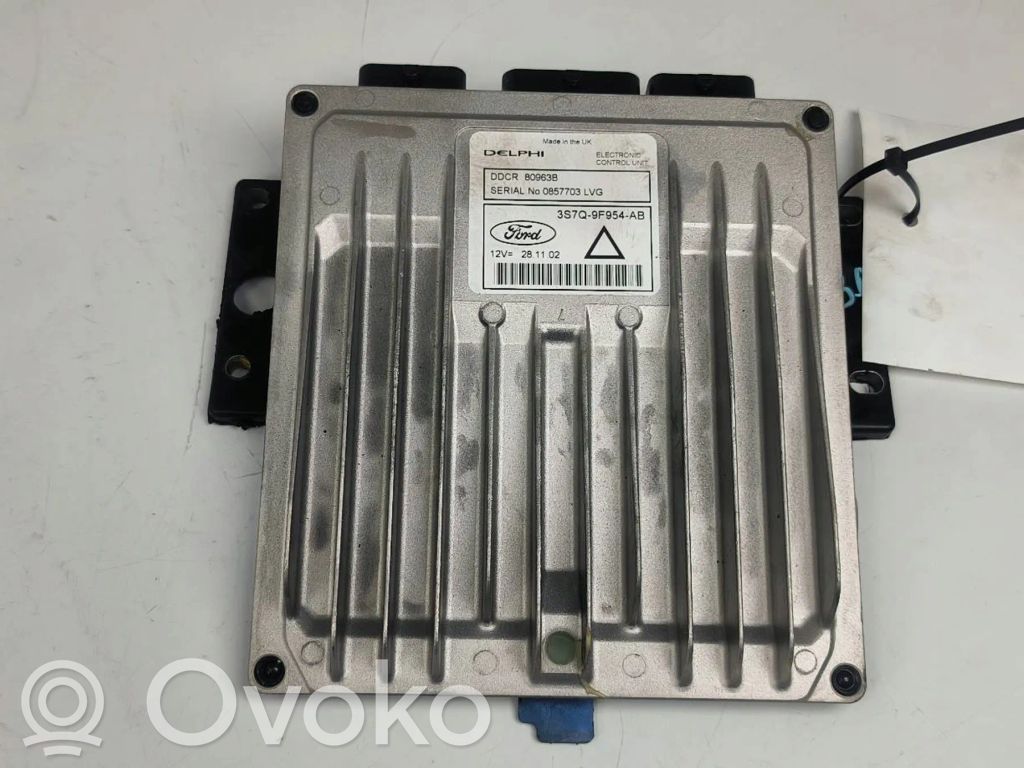 Ford Mondeo Mk III Engine ECU kit and lock set 
