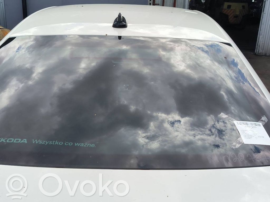 Rear windscreen/windshield window   HATCHBACK