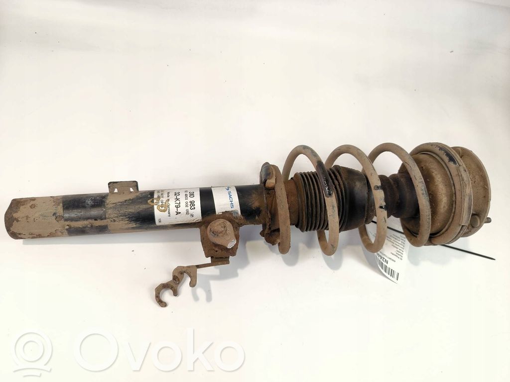 BMW 1 E81 E87 Priekšpusē amortizators 