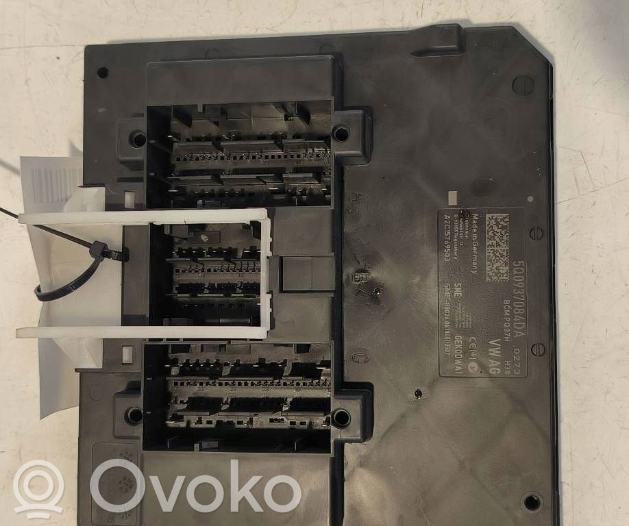 Skoda Karoq Central body control module 