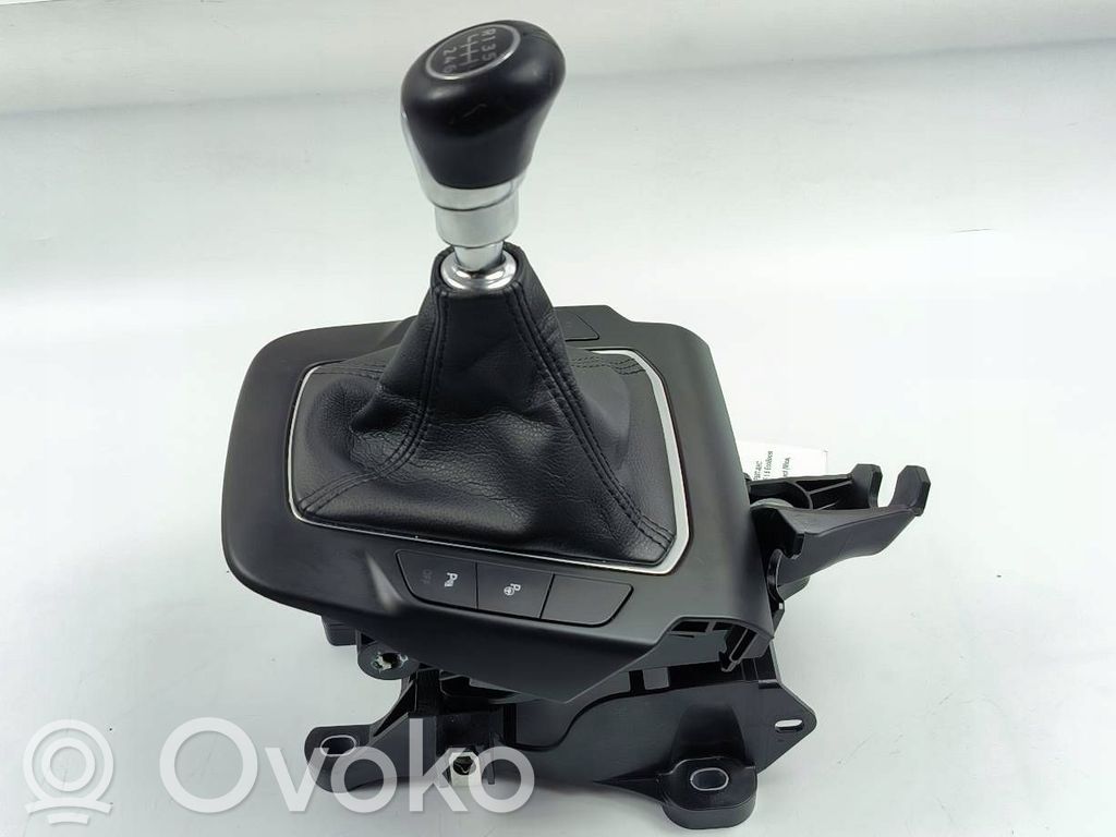 Ford Focus Pavarų perjungimo svirtis 