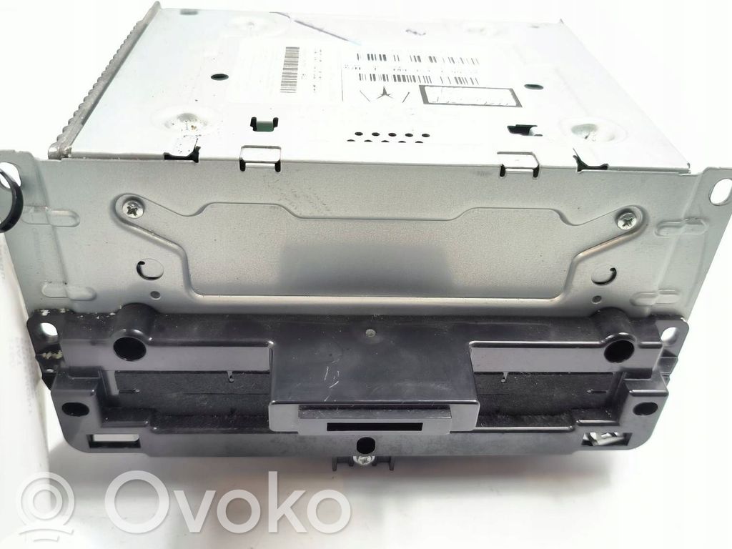Fiat Freemont Panel / Radioodtwarzacz CD/DVD/GPS 