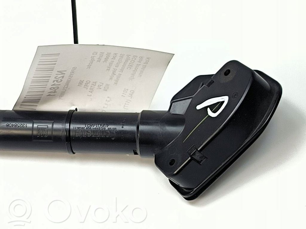 Opel Astra J Dysza spryskiwacza lampy przedniej 