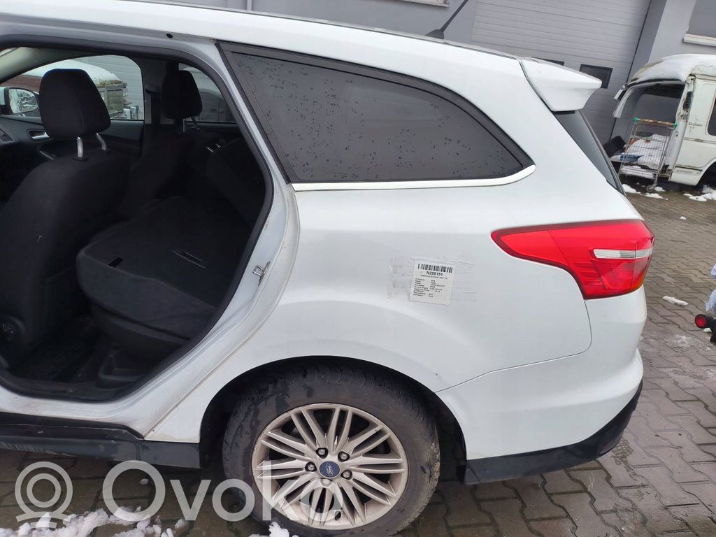 Ford Focus Aizmugurējā ceturtdaļa mašīnas 