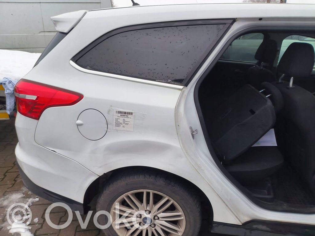 Ford Focus Aizmugurējā ceturtdaļa mašīnas 