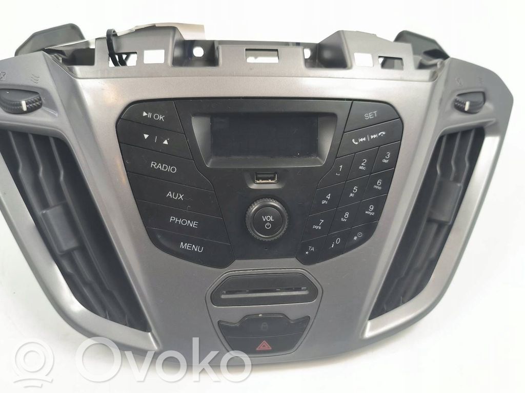 Ford Transit Custom Radio/CD/DVD/GPS head unit 