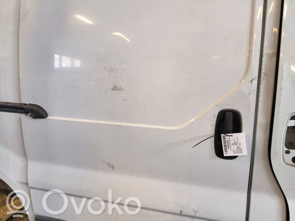 Opel Vivaro Bīdāmas sānu durvis 