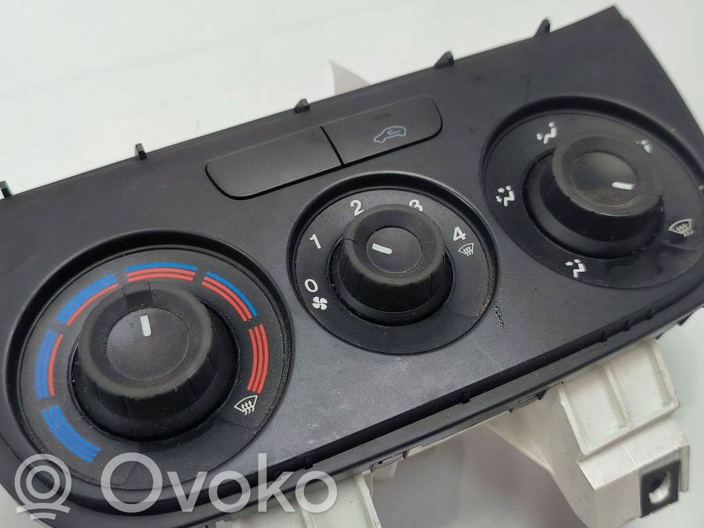Opel Combo D Climate control/heater control trim 