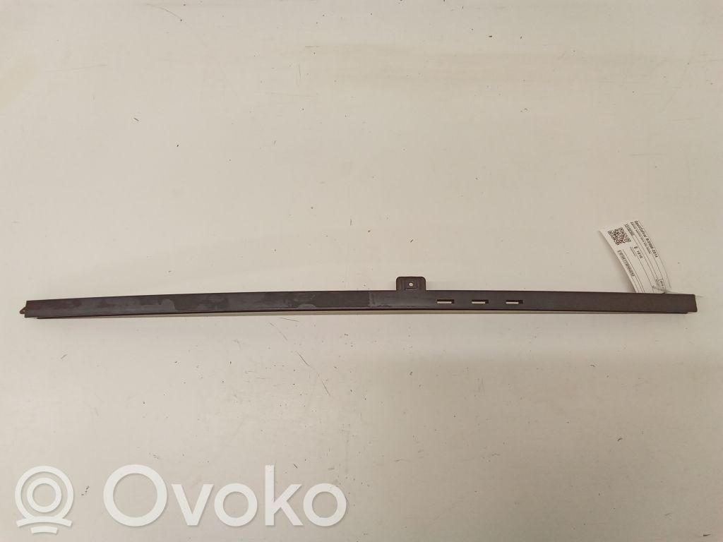Inne elementy wykończeniowe drzwi tylnych   13132366
