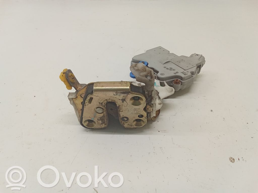 Nissan Terrano Rear door lock 