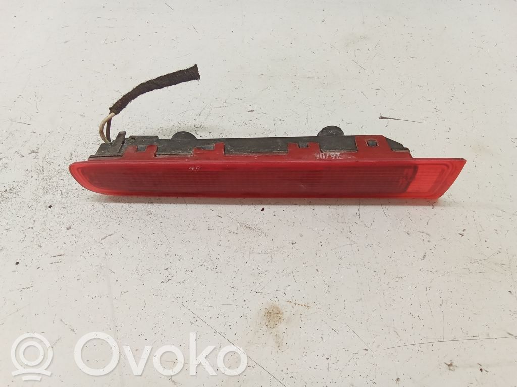 Volkswagen Transporter - Caravelle T5 Trzecie światło stop 