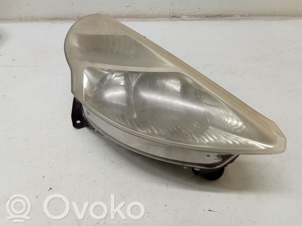 Citroen C3 Lampa przednia 