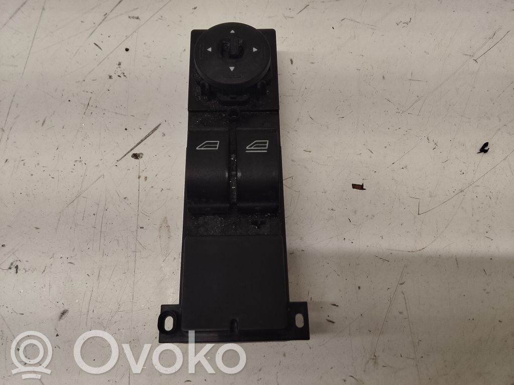 Ford Focus C-MAX Electric window control switch 