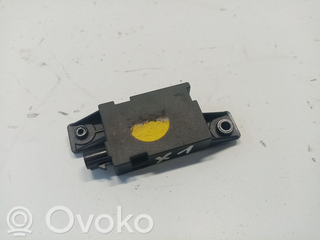 BMW X1 E84 Bluetooth antenna 