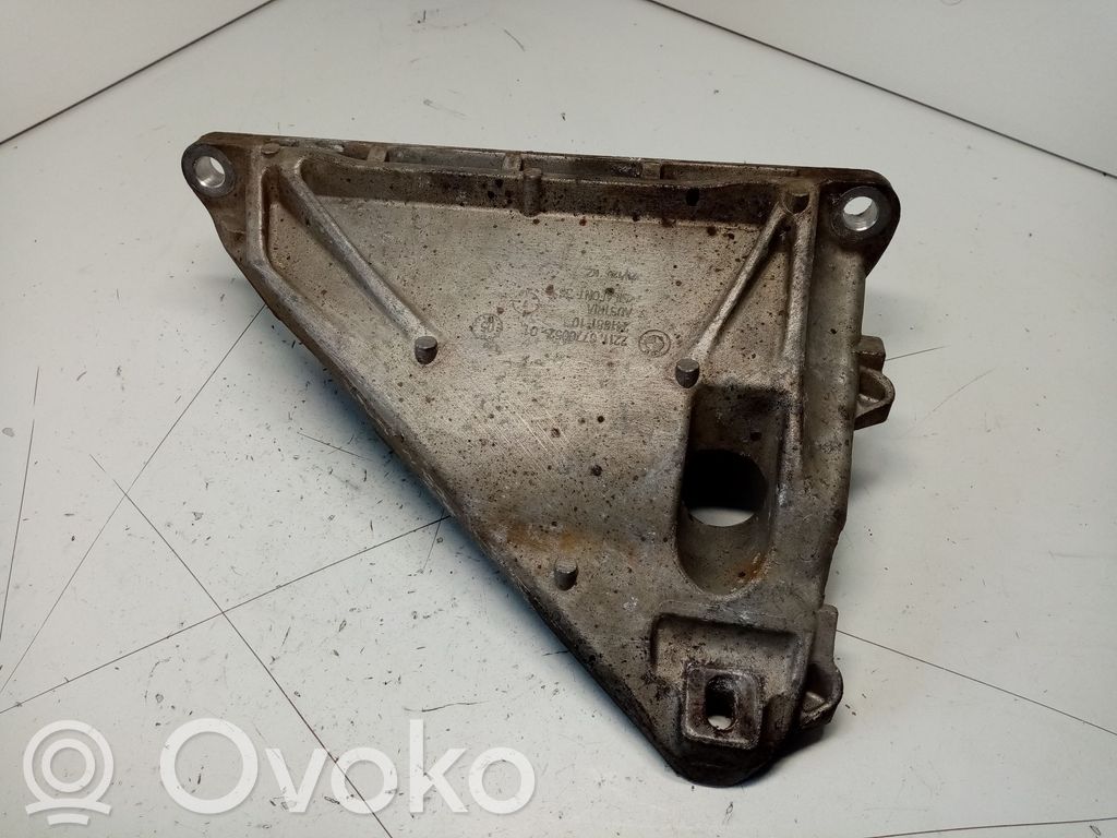 Engine mounting bracket   22116770052,22116770050