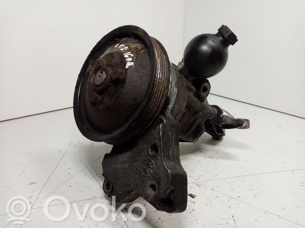 BMW 7 E65 E66 Vairo stiprintuvo siurblys 