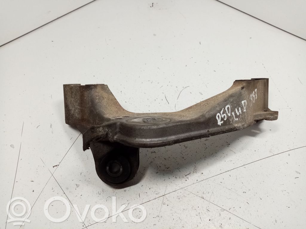 Engine mounting bracket   22116758652
