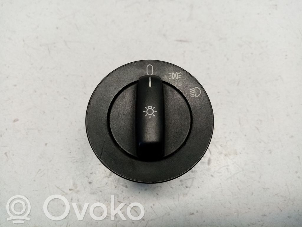 BMW 7 E38 Light switch 