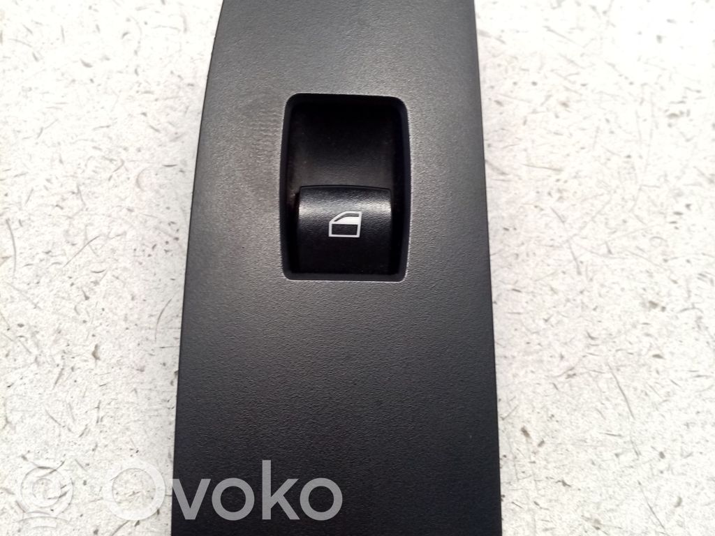 Electric window control switch   6970242,61316970242,61316951991,61316935535