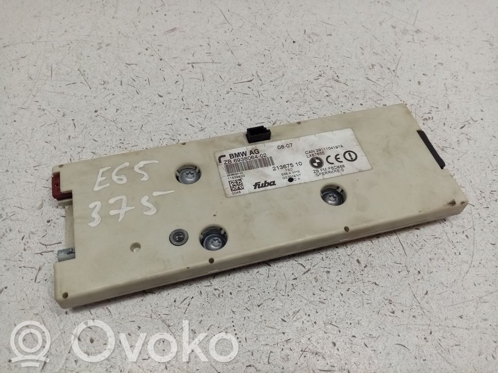 BMW 7 E65 E66 Antenos stiprintuvas 
