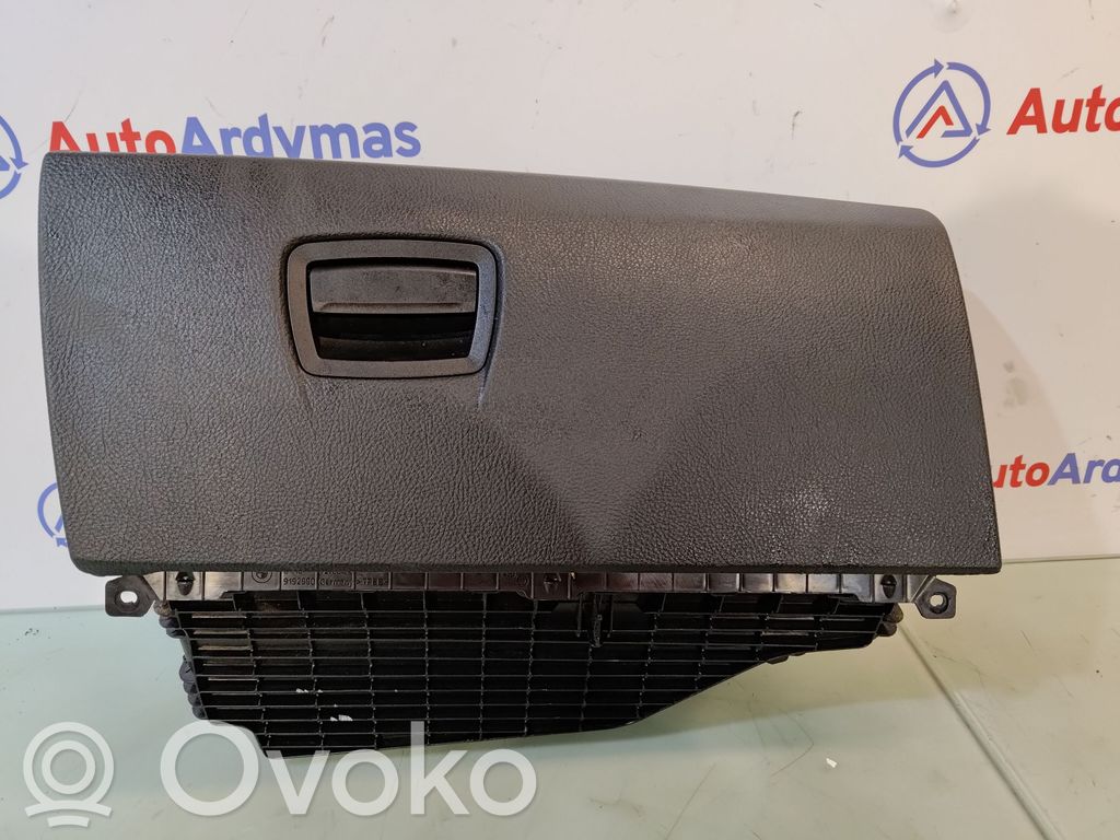 BMW 5 F10 F11 Glove box 